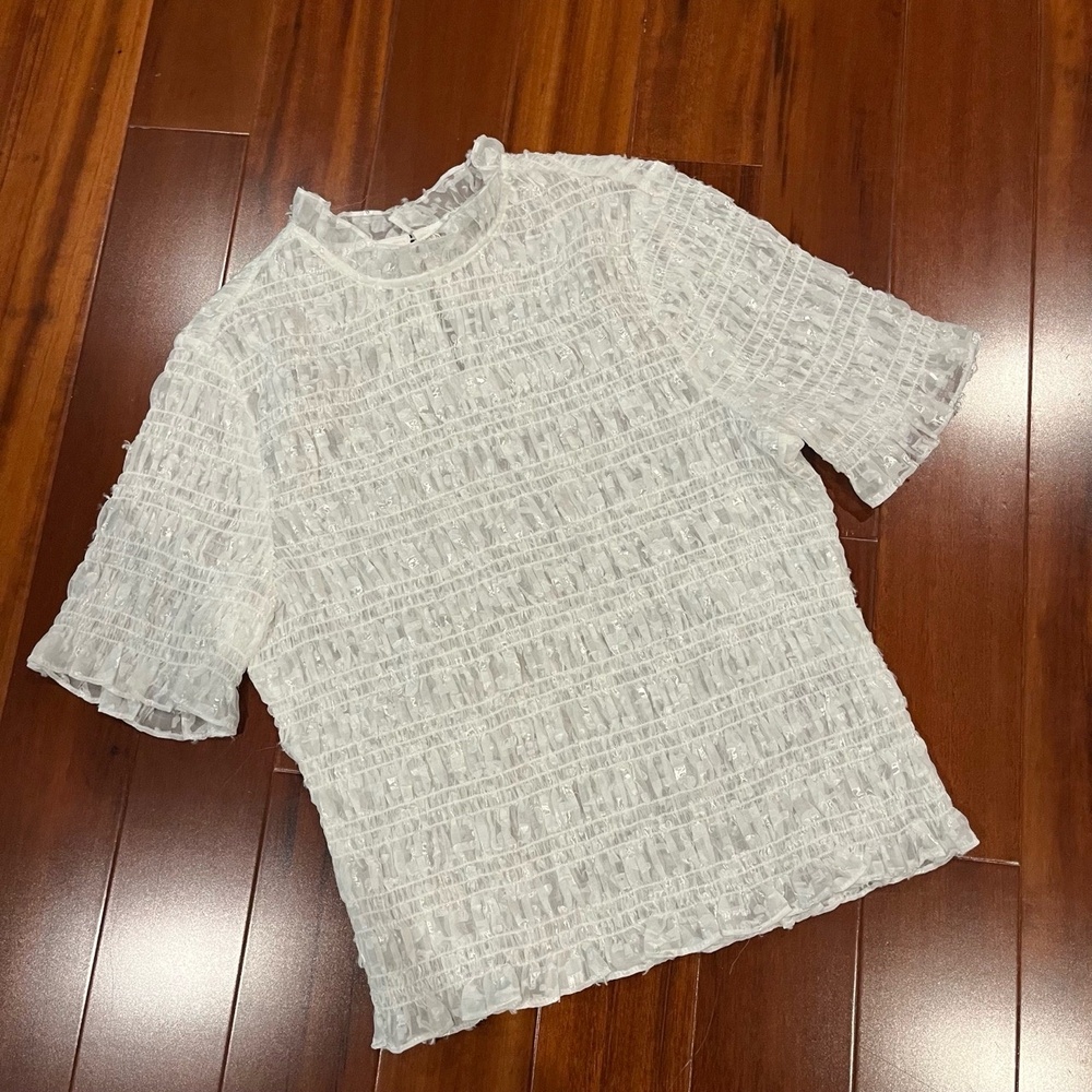 Ted Baker White Top Textured Short Sleeve Ruffle Collar Blouse Keyhole Back Sz 2